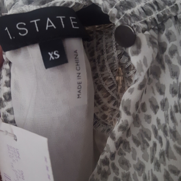 1.State Print Blouse size xsmall - Picture 8 of 8